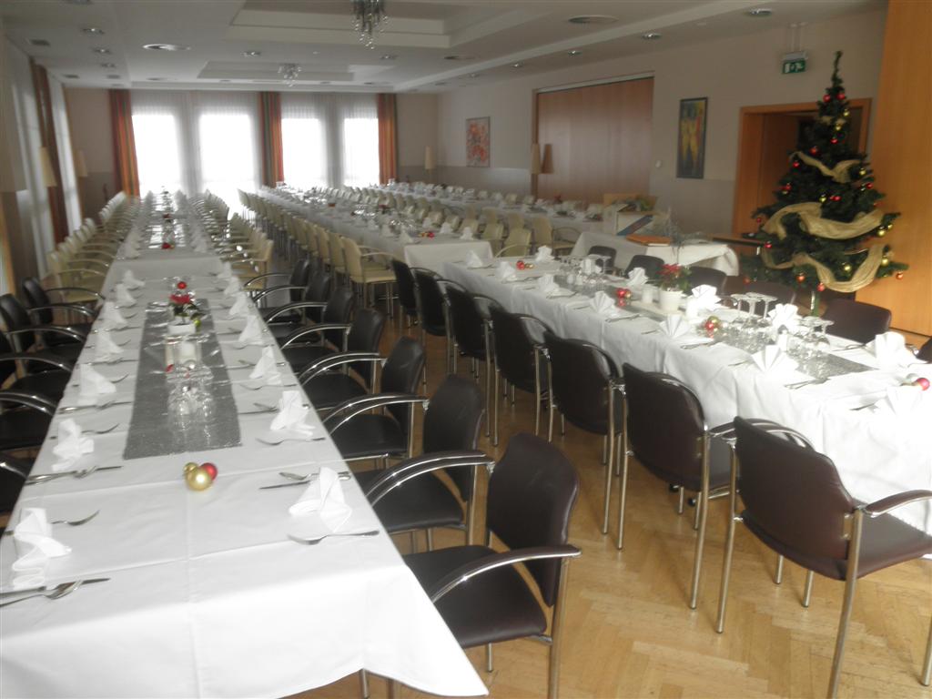 2010-12-11 1.Weihnachsfeier im Stadthotel